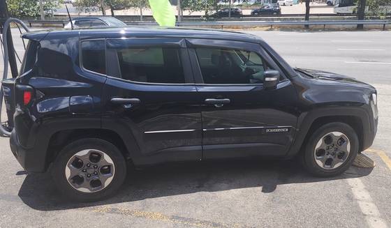 JEEP RENEGADE 1.8 16V FLEX SPORT 4P AUTOMÁTICO JEEP RENEGADE 1.8 16V FLEX SPORT 4P AUTOMÁTICO